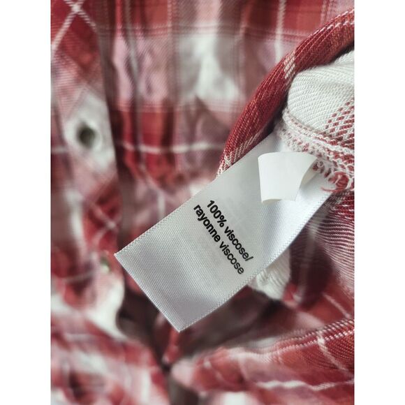 Maurices Button Front Top 0X Womens Plus Size Red White Long Sleeve Pocket Top - Picture 4 of 6